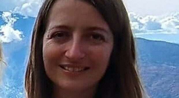 Lucie Pouydesseau muore a 42 anni dopo una lunga lotta con la malattia: «Era l'anima del gemellaggio tra Friuli e Francia»