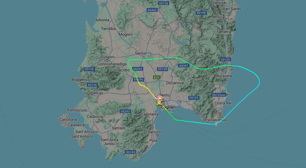 https://statics.cedscdn.it/photos/MED/2025/06/28/8925678_28184138_cagliari_volo.jpg