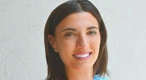 https://statics.cedscdn.it/photos/MED/2025/07/01/8930778_01102555_alessandra_durante.jpg