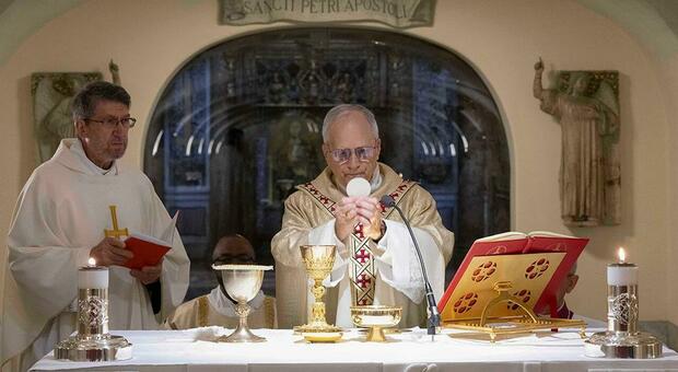 «Papa Leone a rischio stress». Parla l'amico priore degli agostiniani: «A Castel Gandolfo si riposerà»