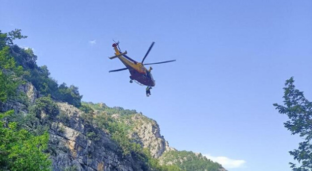 https://statics.cedscdn.it/photos/MED/2025/07/15/8958383_15184909_montagna_foto.jpg