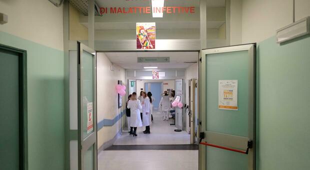https://statics.cedscdn.it/photos/MED/2025/07/17/8962287_17162753_goretti_malattie_infettive.jpg