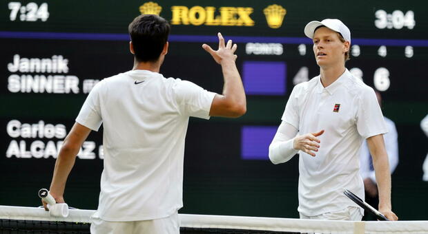 Sinner, la situazione della Race per le Finals di Torino. Alcaraz, già qualificato, prova a riprendersi la vetta della classifica ATP