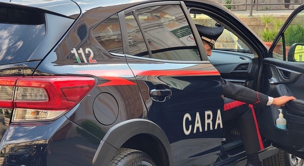 Napoli, tentato furto a Marechiaro: denunciato 14enne, fuggito il complice