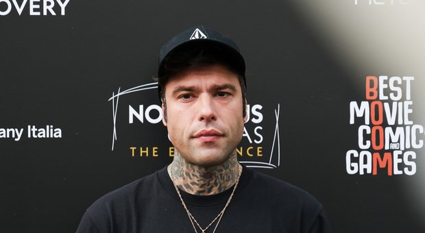 Fedez: «Ho un patrimonio di 20 milioni, ma non sono attaccato al denaro. I guadagni? La musica non è al primo posto»