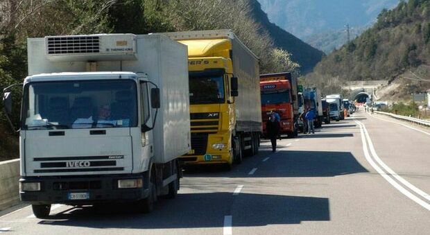 «Alemagna, stop ai camion», la richiesta di Confcommercio per migliorare la viabilità sulla statale