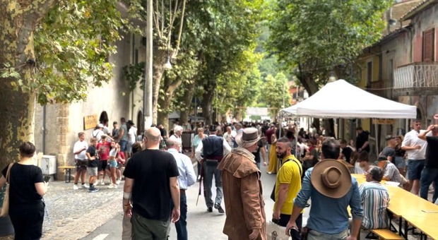 Camerata Nuova, ritorna il western con i Trinità Days: tre giorni di festa nel Parco dei Monti Simbruini Camerata Nuova, ritorna il western con i Trinità Days: tre giorni di festa nel Parco dei Monti Simbruini