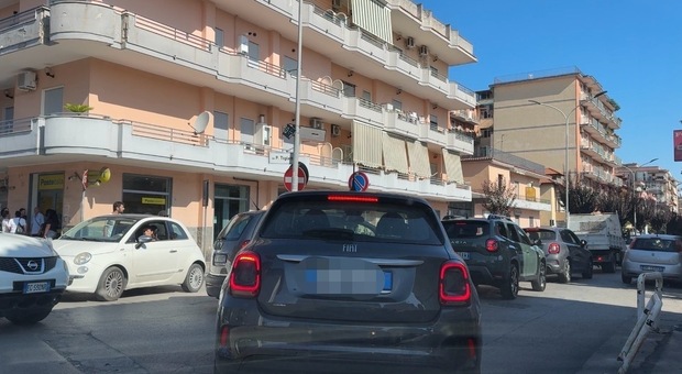 Caos traffico a Giugliano