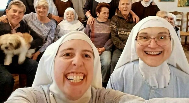 https://statics.cedscdn.it/photos/MED/2025/08/01/8990874_01183820_suore_sfrattate_spagna_dopo_scomunica_convento_belorado_cosa_e_successo_.jpg