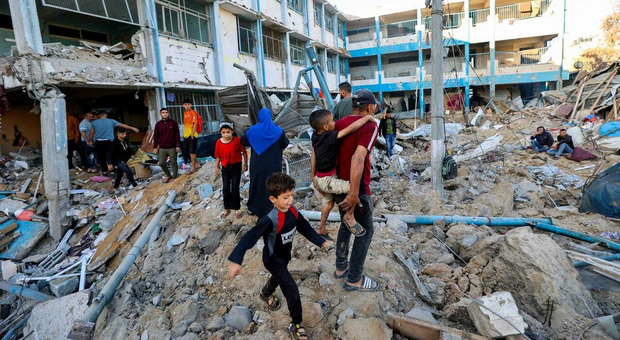 Bambini di Gaza, l'appello per inviare 33 ventilatori pediatrici del valore di 700mila euro: «Ci sono già stati troppi morti innocenti»