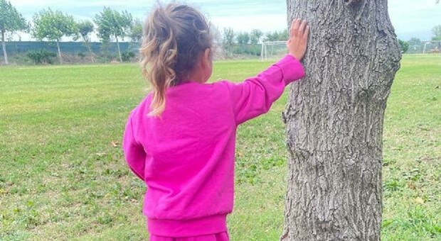 https://statics.cedscdn.it/photos/MED/2025/08/08/9002730_08113549_maddy_casa.jpg