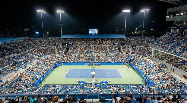 https://statics.cedscdn.it/photos/MED/2025/08/09/9004941_09223429_center_court_cincinnati_open.jpg