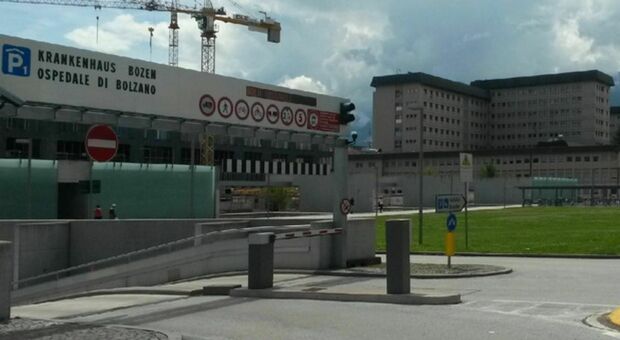 https://statics.cedscdn.it/photos/MED/2025/08/16/9015175_16160522_neonati_morti_ospedale.jpg