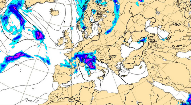 https://statics.cedscdn.it/photos/MED/2025/08/17/9016681_17163326_screenshot_2025_08_17_at_16_33_19_ecmwf_charts.jpg