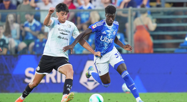 Diao, quando torna? Parla Fabregas: «Starà fuori qualche settimana». Le ultime sull'attaccante del Como