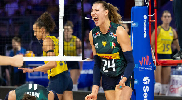 https://statics.cedscdn.it/photos/MED/2025/08/26/9031704_26102800_italia_belgio_volley.jpg