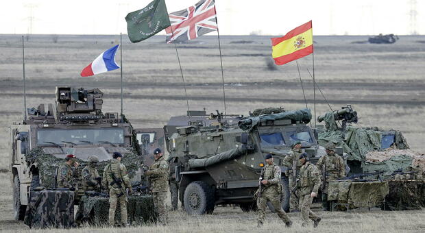 https://statics.cedscdn.it/photos/MED/2025/08/28/9035404_28103812_spese_militari_nato.jpg
