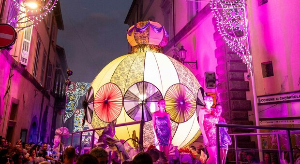  Sagra della Nocciola, all'ombra del Palazzo Farnese torna la magia de "Lo Schiaccianocchie" 