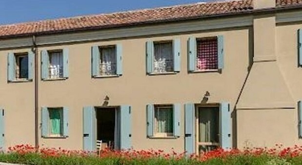 https://statics.cedscdn.it/photos/MED/2025/09/01/9042080_01083005_b_b_occupato.jpg