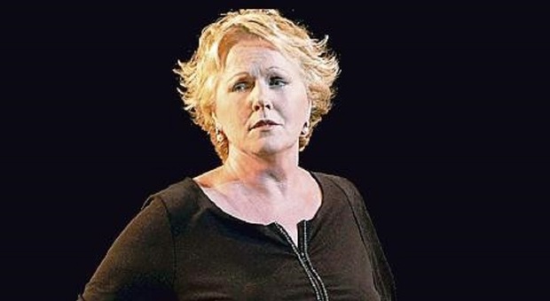 https://statics.cedscdn.it/photos/MED/2025/09/14/9067562_14185529_katiaricciarelli_pippobaudo.jpg