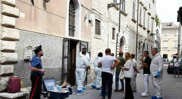 https://statics.cedscdn.it/photos/MED/2025/09/18/9075568_18161053_morta_ascoli.jpg