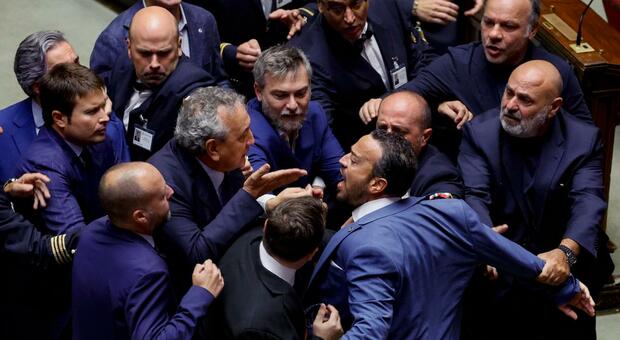 https://statics.cedscdn.it/photos/MED/2025/09/18/9075927_1b63f6a3ef67ae84e55266e864b1025c.jpg