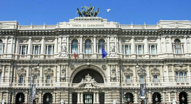 https://statics.cedscdn.it/photos/MED/2025/09/23/9085356_23215839_sentenza.jpg