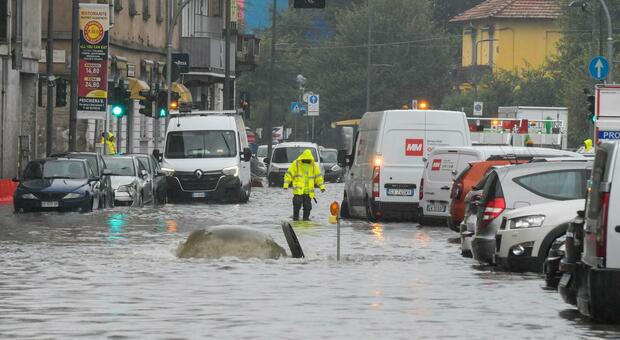 https://statics.cedscdn.it/photos/MED/2025/09/24/9086521_24072934_maltempo_oggi_meteo_previsioni.jpg