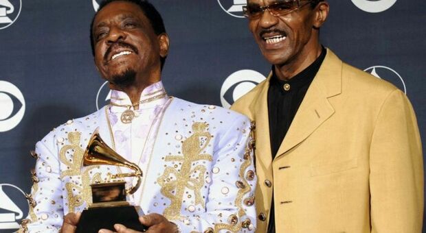 https://statics.cedscdn.it/photos/MED/2025/10/06/9110169_06091507_ike_turner.jpg