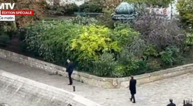 https://statics.cedscdn.it/photos/MED/2025/10/07/9113156_07221056_macron.jpg