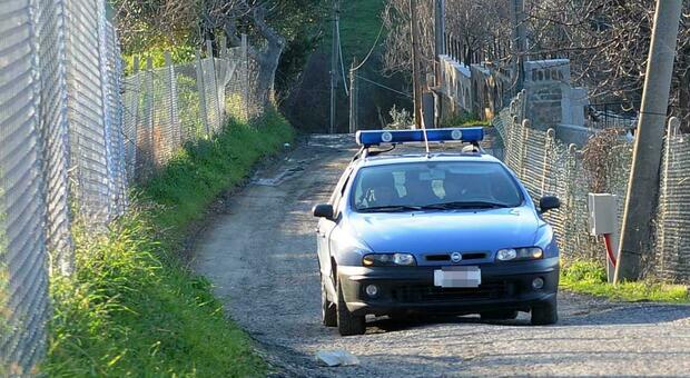 https://statics.cedscdn.it/photos/MED/2025/10/08/9114318_08075142_polizia.jpg
