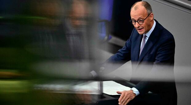 https://statics.cedscdn.it/photos/MED/2025/10/18/9134778_18093411_germania_pensioni.jpg