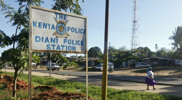 https://statics.cedscdn.it/photos/MED/2025/10/18/9135083_18162010_turista_italiano_morto_kenya.jpg