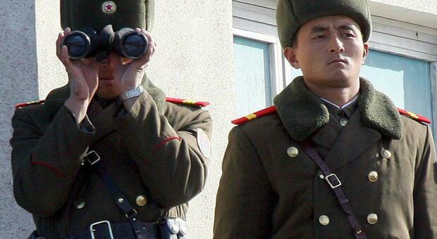 https://statics.cedscdn.it/photos/MED/2025/10/20/9138447_20142100_soldato_nordocoreano.jpg