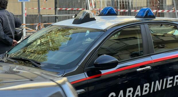 https://statics.cedscdn.it/photos/MED/2025/11/03/9165396_03084629_carabinieri.jpg