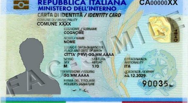 https://statics.cedscdn.it/photos/MED/2025/11/12/9184918_12184420_carta_d_identita_over_70.jpg