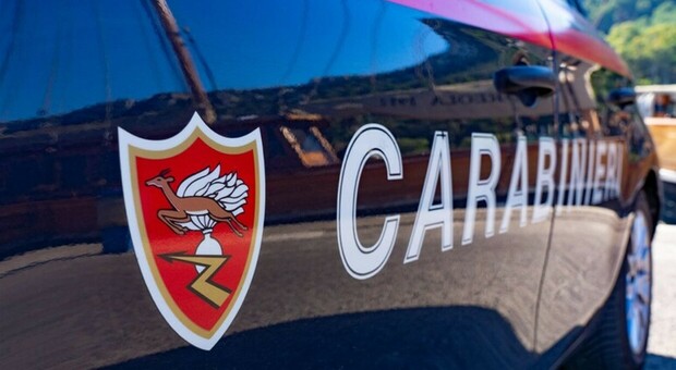 Varese, uccide la moglie a coltellate in casa: fermato il marito 80enne