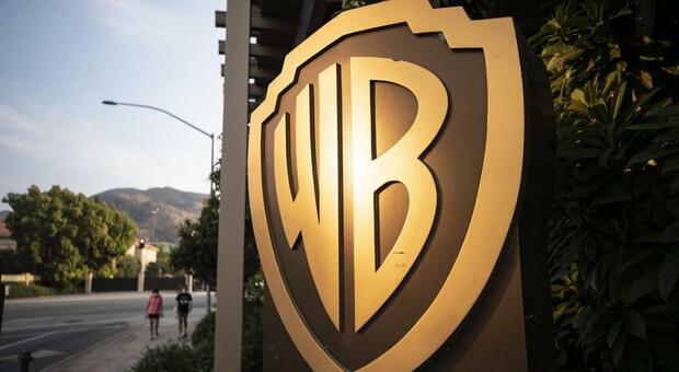 Paramount contro Netflix, la disfida per Hollywood: maxi-offerta da 108 miliardi per Warner Bros