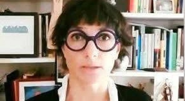 Anna Toscano, il ricordo del marito Gianni Montieri: «Sei stata un dono, geniale fino alla fine». I funerali giovedì nella chiesa di Santo Stefano