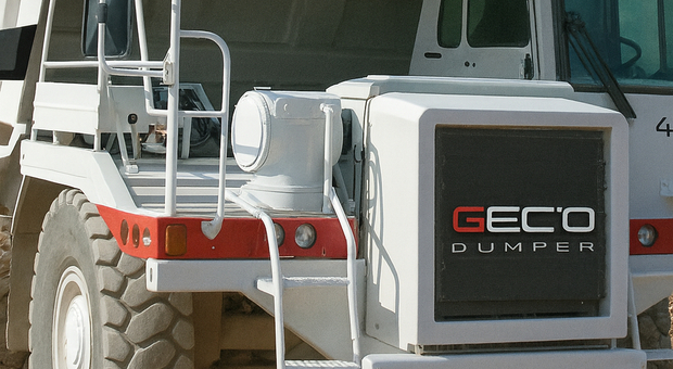 Grigolin sgomma con Perlini, suoi i super camion per l'edilizia
