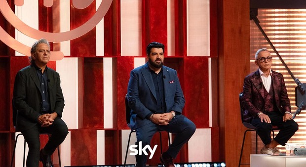 MasterChef 15, l'11 dicembre parte la nuova edizione: dove vederlo, le novità, le esterne e i super ospiti