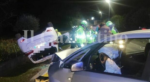 Incidente frontale tra due auto, nell'impatto violento è morto un conducente