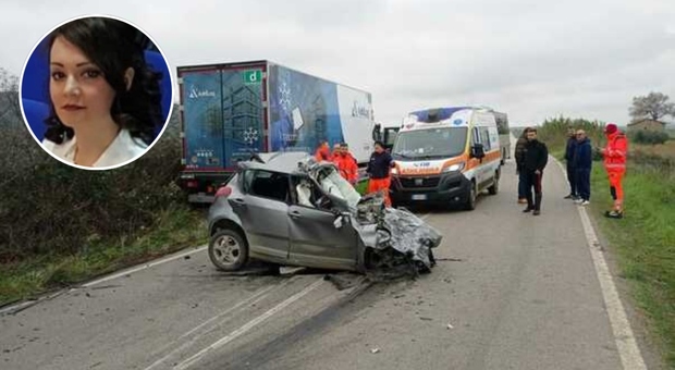 Auto contro camion, la 34enne Michela Ferrandino muore sul colpo: era infermiera e aveva una figlia di 10 anni