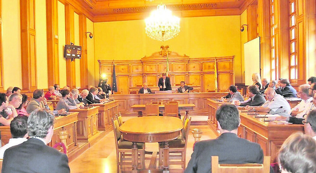 Lecce, elezioni provinciali rinviate ad aprile: pronto il ricorso. La data? Deciderà il Tar