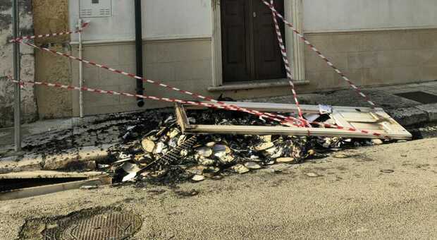 Incendio in casa: fiamme partite dal contatore