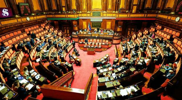 Stipendi, detassati gli aumenti per redditi fino a 35mila euro: cosa cambia per privati e statali