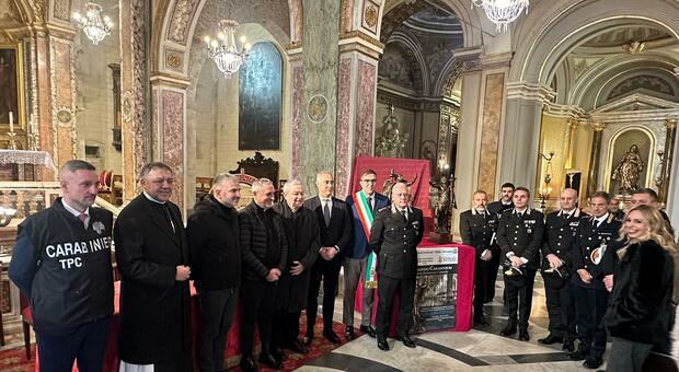Gli angeli di bronzo tornano nella basilica di Veroli: Il furto 40 anni fa