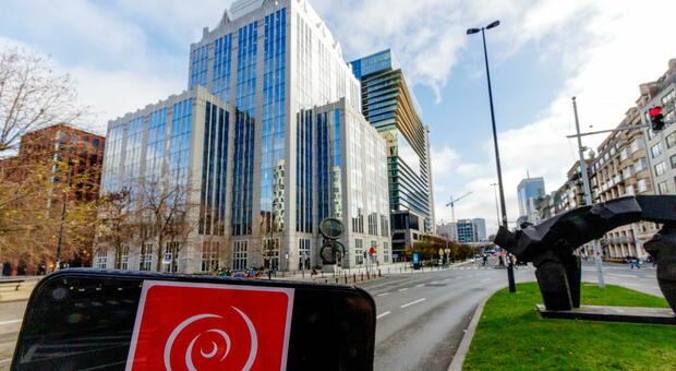 Russia, la Banca centrale chiede a Euroclear 200 miliardi di risarcimento per gli asset congelati