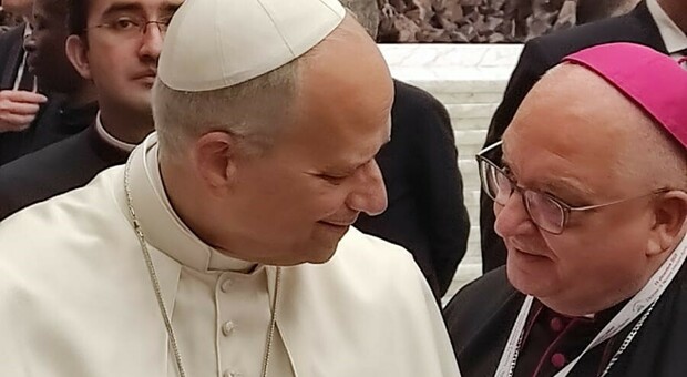 Presepe a San Pietro, il vescovo di Nocera: «Il Papa venga a Pagani»