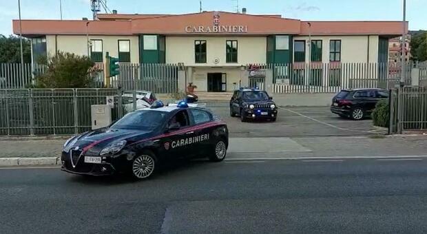https://statics.cedscdn.it/photos/MED/2025/12/17/9250343_17071848_carabinieri_terracina.jpg